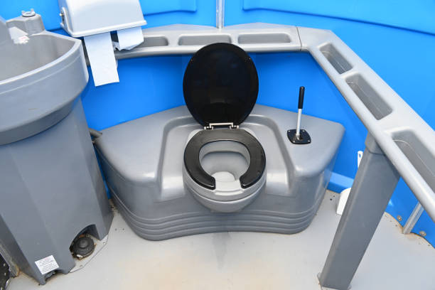 Best Porta potty rental near me  in Meadowbrook, VA