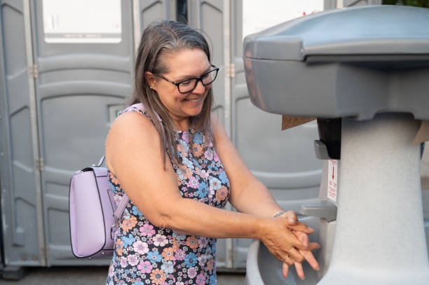 Best Portable restroom trailer rental  in Meadowbrook, VA